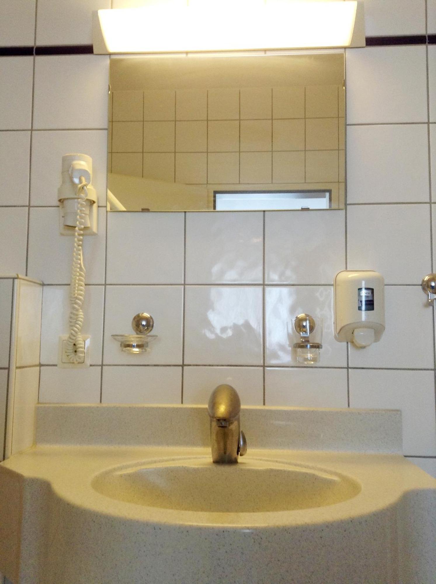 فندق Thalinger Hof Kronstorf المظهر الخارجي الصورة
